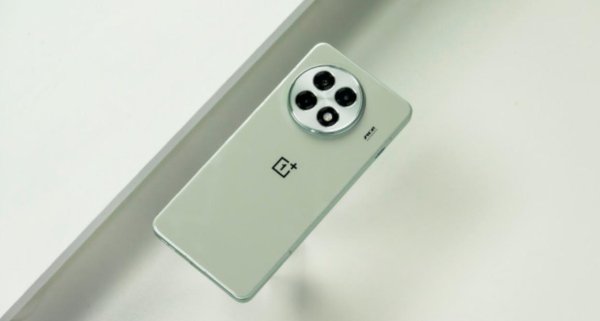 中国股票配资网网站 跌至1720元, 骁龙8Gen3+6400mAh+80W, 成为一加真香中端机